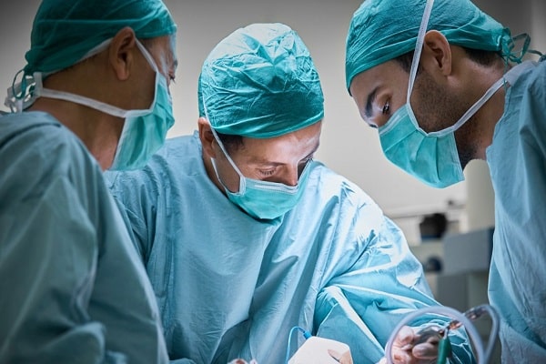 أفضل دكتور تجمیل فی دبی ؛ الرعاية بعد إجراء العمليات التجميلية