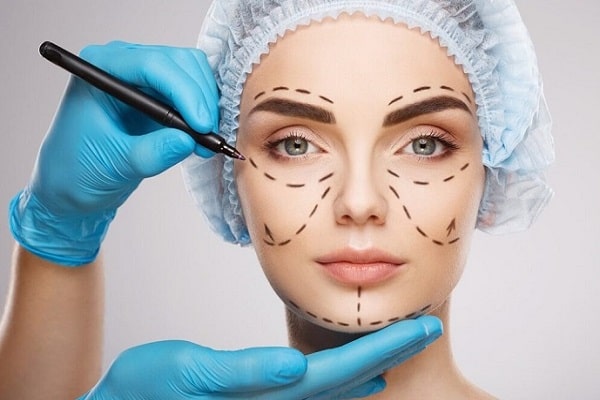 أفضل دکتور تجميل في قطر ؛ المعايير والمستندات المطلوبة