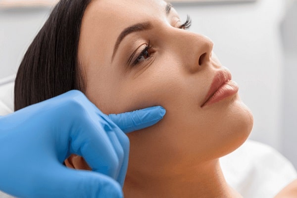 افضل عیادات التجمیل فی قطر ؛ نقدم لكم إحدى عيادات التجميل المرموقة