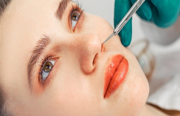 افضل دكتور تجميل أنف في الإمارات ؛ طريقة الجراحة المفتوحة أم المغلقة؟