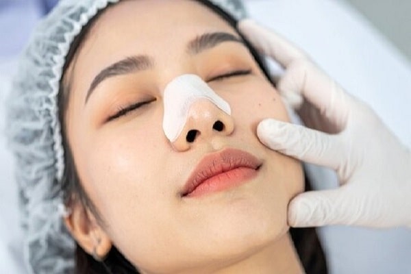 افضل دكتور تجميل أنف في الإمارات ؛ مستوى التخصيص في الخدمات