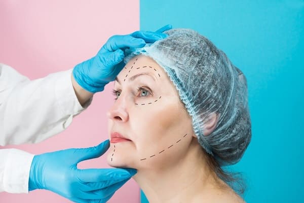 مركز جراحة التجميل الدوحة ؛ الأدوات الحديثة لتحقيق نتائج دقيقة